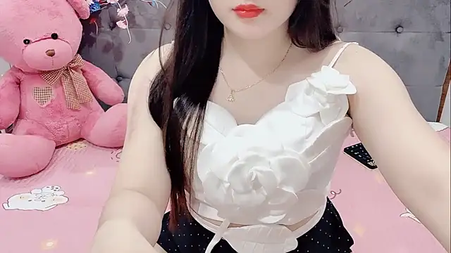 Snapshot of Funikio chatting on October 2025 01:19:02 AM Funikio online show from October 2025 01:19:02 AM