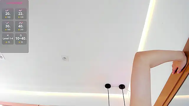 Snapshot of Salomethompson- chatting on February 2025 07:08:02 PM Salomethompson- online show from February 2025 07:08:02 PM