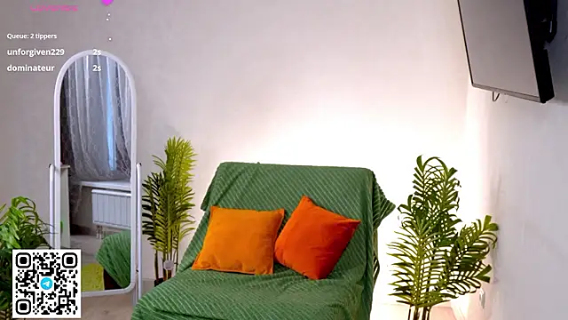 Snapshot of oliviabr0wn0 chatting on March 2026 02:17:01 AM oliviabr0wn0 online show from March 2026 02:17:01 AM