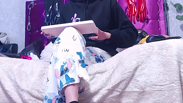 AyshaScott online show from March 2026 01:12:02 PM