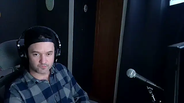 Snapshot of Stix_Zadinia chatting on April 2026 05:47:01 PM Stix Zadinia online show from April 2026 05:47:01 PM