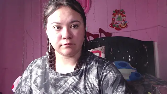 NikkiRous  online show from February 2025 12:48:02 PM