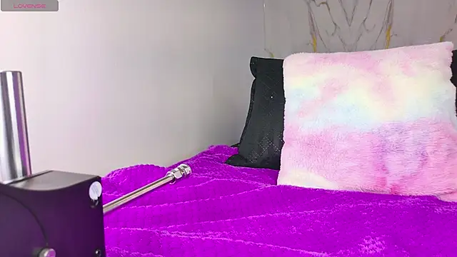 mia 099 online show from October 2025 08:15:02 PM