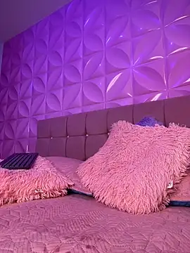 Ema azel online show from December 2024 04:57:01 PM