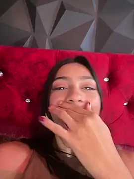 Ema azel online show from December 2024 05:12:01 PM