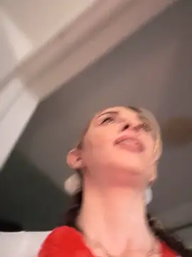 BrattyBae xo online show from October 2025 07:48:02 PM