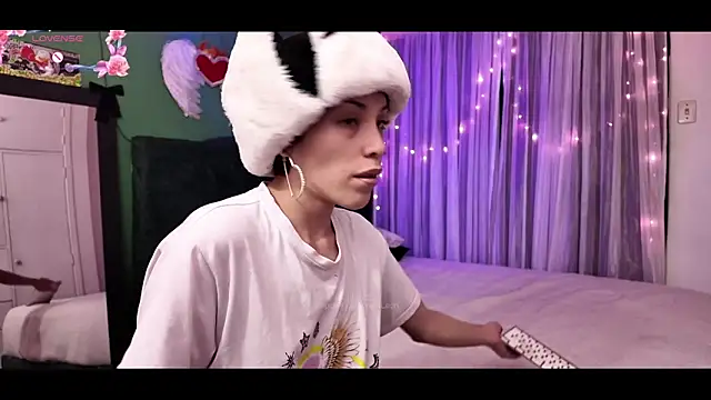 KokoAndRin online show from November 2025 07:18:02 AM