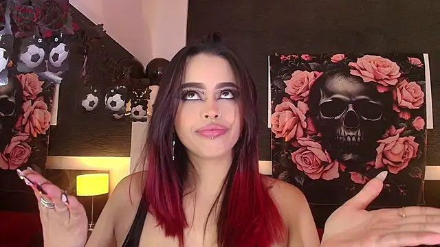 Snapshot of EvaaFoxxy1 chatting on June 2026 12:22:01 PM EvaaFoxxy1 online show from June 2026 12:22:01 PM