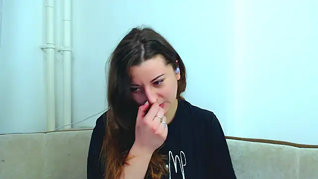 Helen Adams  online show from January 2025 05:01:01 AM