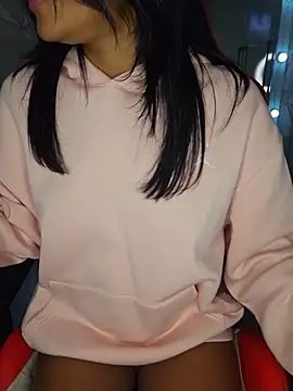 moreninhasilva online show from May 2026 11:01:04 PM