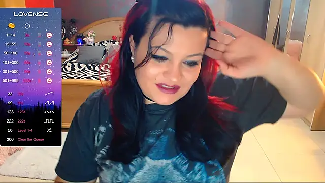 Ariellefoxy online show from December 2024 10:12:01 PM