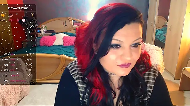 Ariellefoxy online show from February 2025 08:35:02 PM