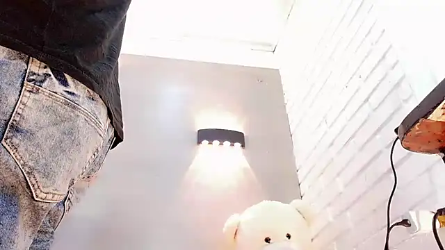 Daniela Pink  online show from September 2025 07:49:02 PM