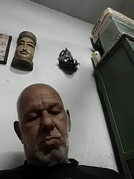 FabiQuilmes online show from March 2025 01:30:02 AM