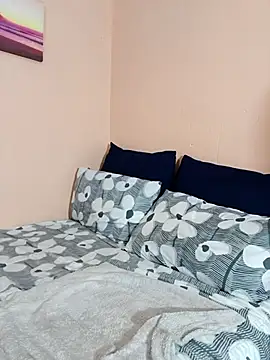 Fantasy1976 online show from January 2026 07:04:01 PM