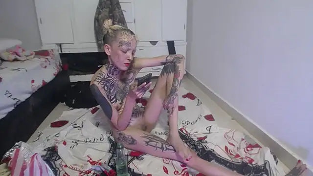 barbara anal squirt  online show from October 2025 02:54:01 PM