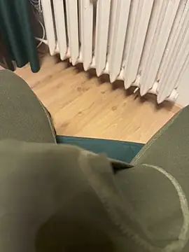 Snapshot of Fraczeskosiiiii chatting on November 2025 03:56:01 AM Fraczeskosiiiii online show from November 2025 03:56:01 AM