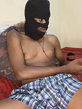 Gifttheskimaskboy online show from April 2026 12:41:02 AM