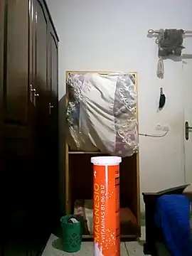 Snapshot of altinya chatting on March 2025 10:58:02 PM altinya online show from March 2025 10:58:02 PM