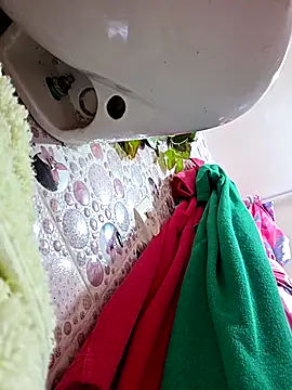 Snapshot of altinya chatting on October 2025 12:35:01 PM altinya online show from October 2025 12:35:01 PM