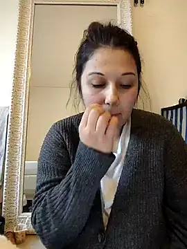 minette-sexy online show from December 2024 03:06:02 PM