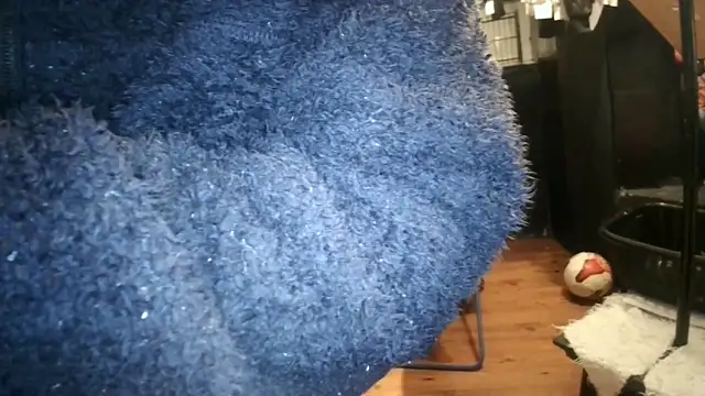 Snapshot of lukasdie chatting on April 2026 01:00:02 AM lukasdie online show from April 2026 01:00:02 AM