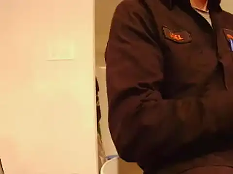 Snapshot of L0cKyseven77 chatting on February 2025 02:19:01 AM L0cKyseven77 online show from February 2025 02:19:01 AM