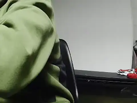 Snapshot of L0cKyseven77 chatting on February 2025 04:26:01 AM L0cKyseven77 online show from February 2025 04:26:01 AM