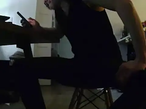 Snapshot of L0cKyseven77 chatting on February 2025 06:08:02 PM L0cKyseven77 online show from February 2025 06:08:02 PM