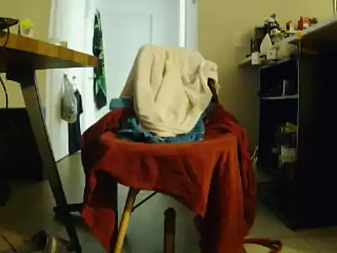 Snapshot of L0cKyseven77 chatting on February 2025 05:56:01 AM L0cKyseven77 online show from February 2025 05:56:01 AM