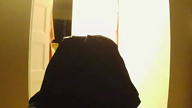 Snapshot of L0cKyseven77 chatting on October 2025 10:46:02 AM L0cKyseven77 online show from October 2025 10:46:02 AM