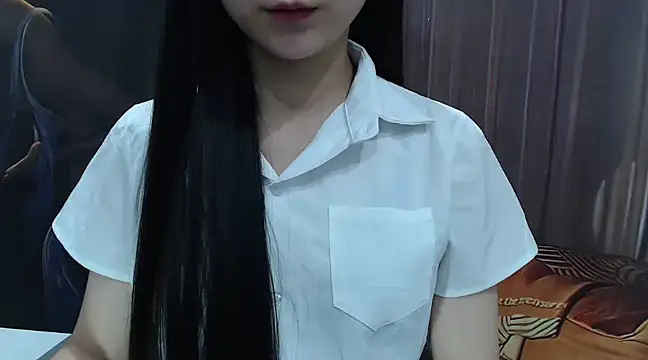 Snapshot of KaleAnisa chatting on February 2025 04:37:02 AM KaleAnisa online show from February 2025 04:37:02 AM