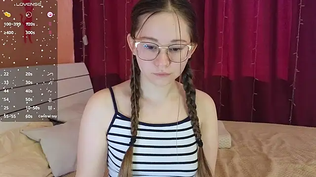 Snapshot of AnastasiiaFox chatting on March 2026 07:47:02 AM AnastasiiaFox online show from March 2026 07:47:02 AM