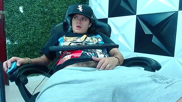 snowflake xxx online show from February 2025 07:36:01 PM