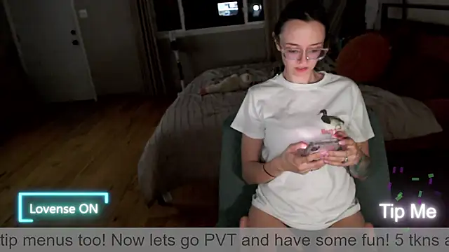 Plantbabeee online show from May 2026 04:51:02 AM