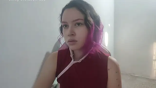 WandaDoll online show from November 2025 12:05:02 PM