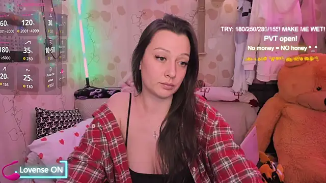 Snapshot of Lilly_Black88888 chatting on April 2026 06:57:01 PM Lilly Black88888 online show from April 2026 06:57:01 PM