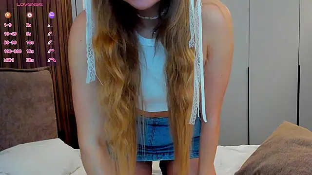 Molly sweetie online show from November 2025 07:19:02 AM