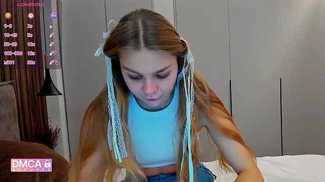 Molly sweetie online show from November 2025 07:09:01 AM