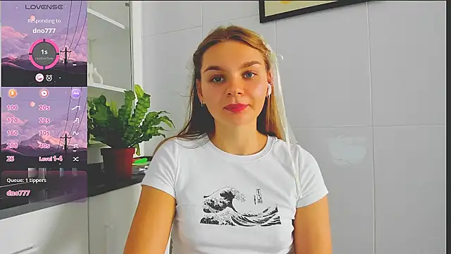 Molly sweetie online show from July 2026 10:39:01 AM