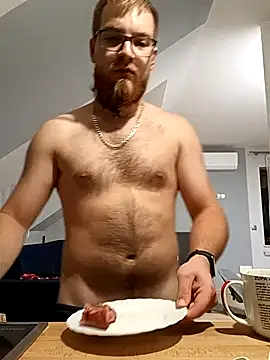 Snapshot of Sweet_bear69 chatting on September 2025 07:15:02 PM Sweet bear69 online show from September 2025 07:15:02 PM