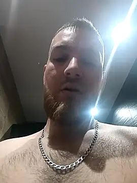 Snapshot of Sweet_bear69 chatting on April 2026 10:04:02 PM Sweet bear69 online show from April 2026 10:04:02 PM