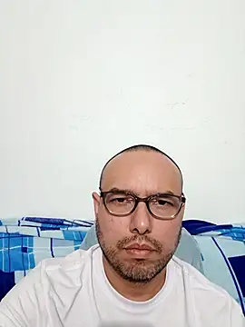 ElSunEagle online show from February 2026 04:49:02 AM