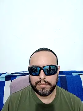 Snapshot of ElSunEagle chatting on March 2026 03:10:01 AM ElSunEagle online show from March 2026 03:10:01 AM