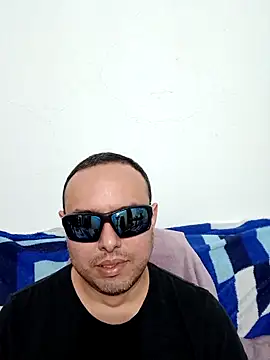 Snapshot of ElSunEagle chatting on March 2026 01:34:02 AM ElSunEagle online show from March 2026 01:34:02 AM