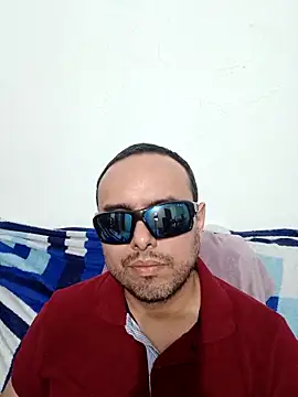 Snapshot of ElSunEagle chatting on March 2026 02:15:02 AM ElSunEagle online show from March 2026 02:15:02 AM