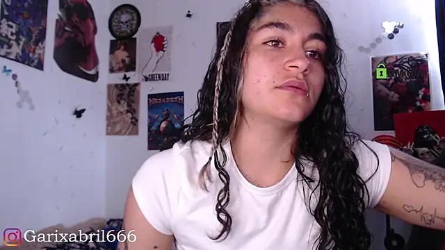 Snapshot of abril666 chatting on January 2025 03:27:01 PM abril666 online show from January 2025 03:27:01 PM