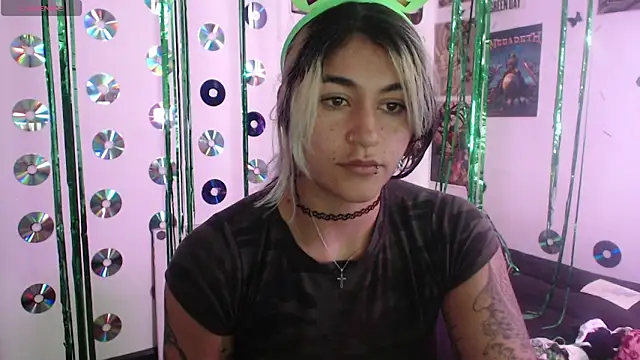 Snapshot of abril666 chatting on September 2025 04:12:01 PM abril666 online show from September 2025 04:12:01 PM