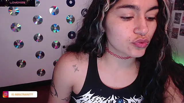 Snapshot of abril666 chatting on November 2025 03:27:01 PM abril666 online show from November 2025 03:27:01 PM