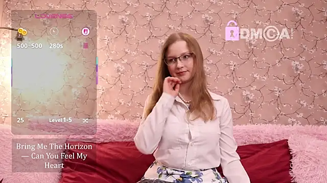 steffania- online show from October 2025 01:23:02 PM